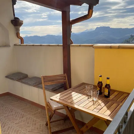 Vakantiehuis Casa Zia Vincenzina Casalvecchio Siculo