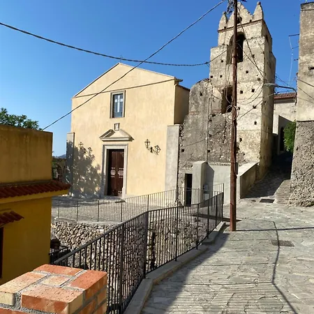 Vakantiehuis Casa Zia Vincenzina Casalvecchio Siculo