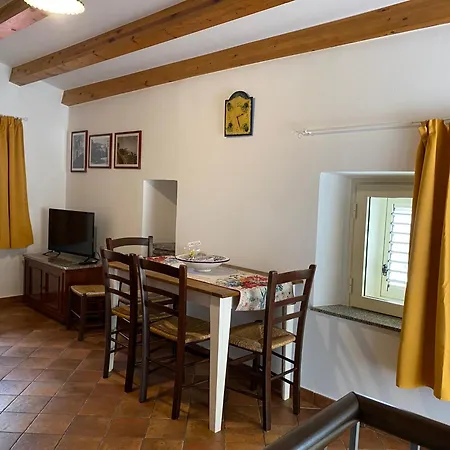 בית נופש Casa Zia Vincenzina Casalvecchio Siculo